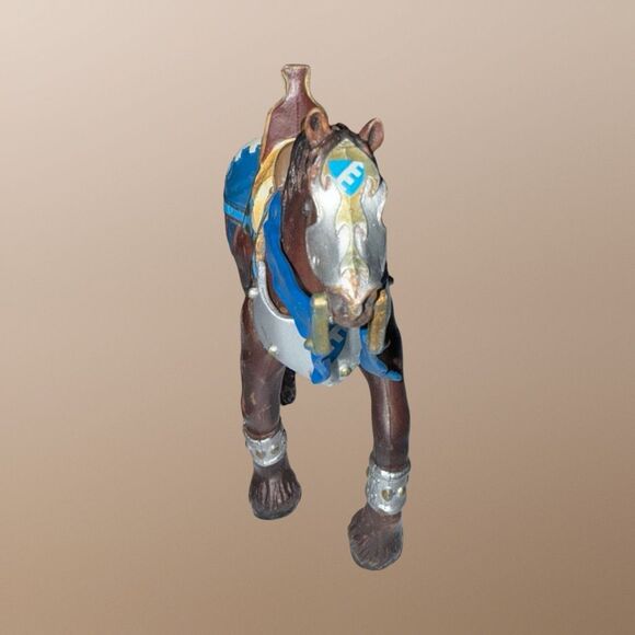 2005 Papo Fantasy Medieval Knight Horse PVC Figure Brown Blue Silver B14 - Picture 4 of 7